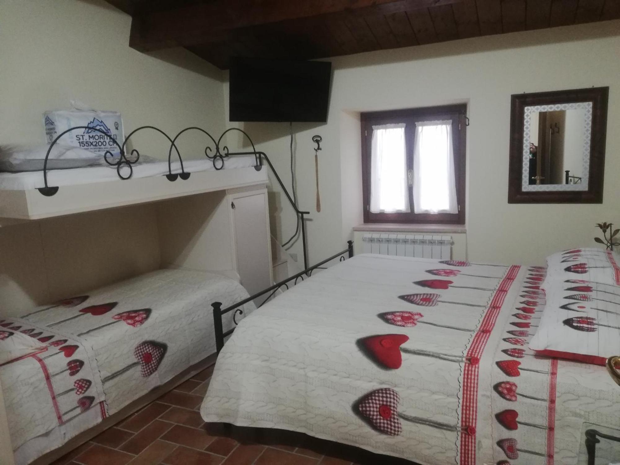 Appartamenti Cardinali Asís Habitación foto